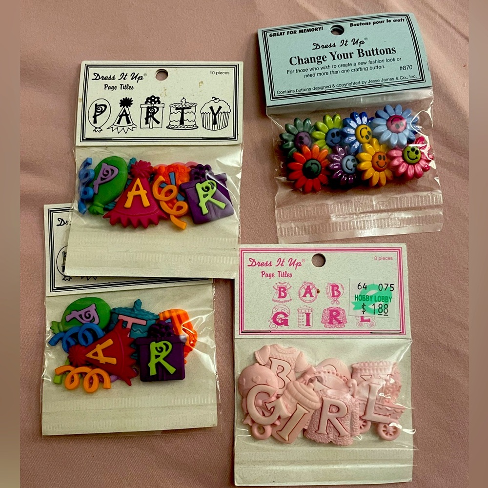Four (4) packaged crafts decor